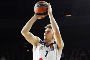 萨克拉门托国王训练开放日；今晨单刀错失引欢呼；欧篮联在即；训练强度明显提升的简单介绍-电竞竞猜